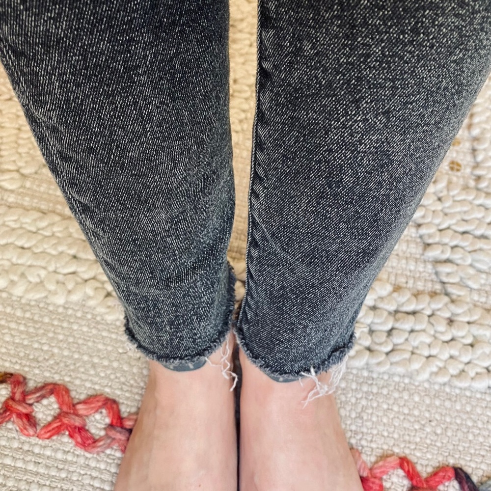 Levi’s Black 721 High Rise Skinny Jeans Raw Ankle - Picture 7 of 11